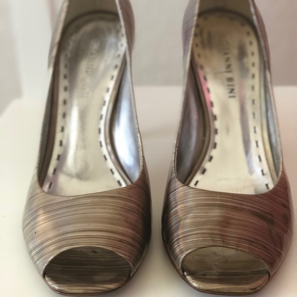 Gianni Bini gorgeous heels; 8; Great condition - Picture 3 of 6